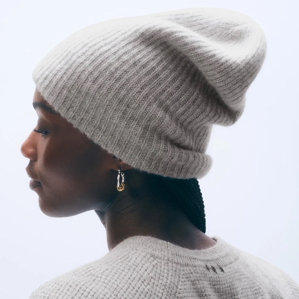 White + Warren 100% Cashmere Ribbed Beanie